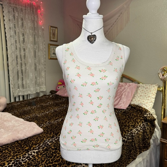 Vintage White Tank Top with Pink Floral Print - Picture 2 of 7